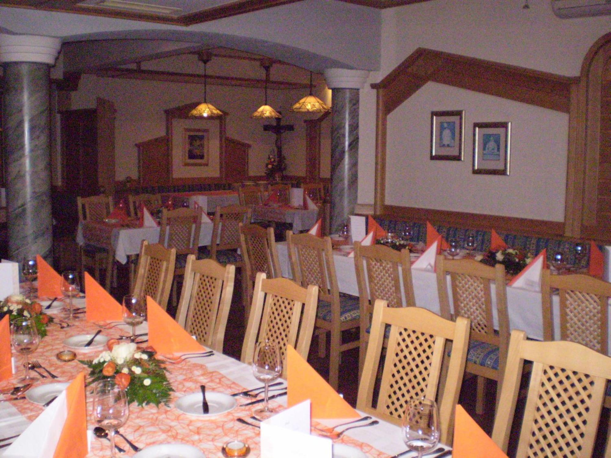 Gasthaus Hotel Feldschlange Рид им Инкрайс Екстериор снимка